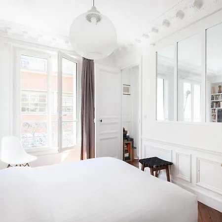 Rue De L'abbe Gregoire By Onefinestay Apartment Paris